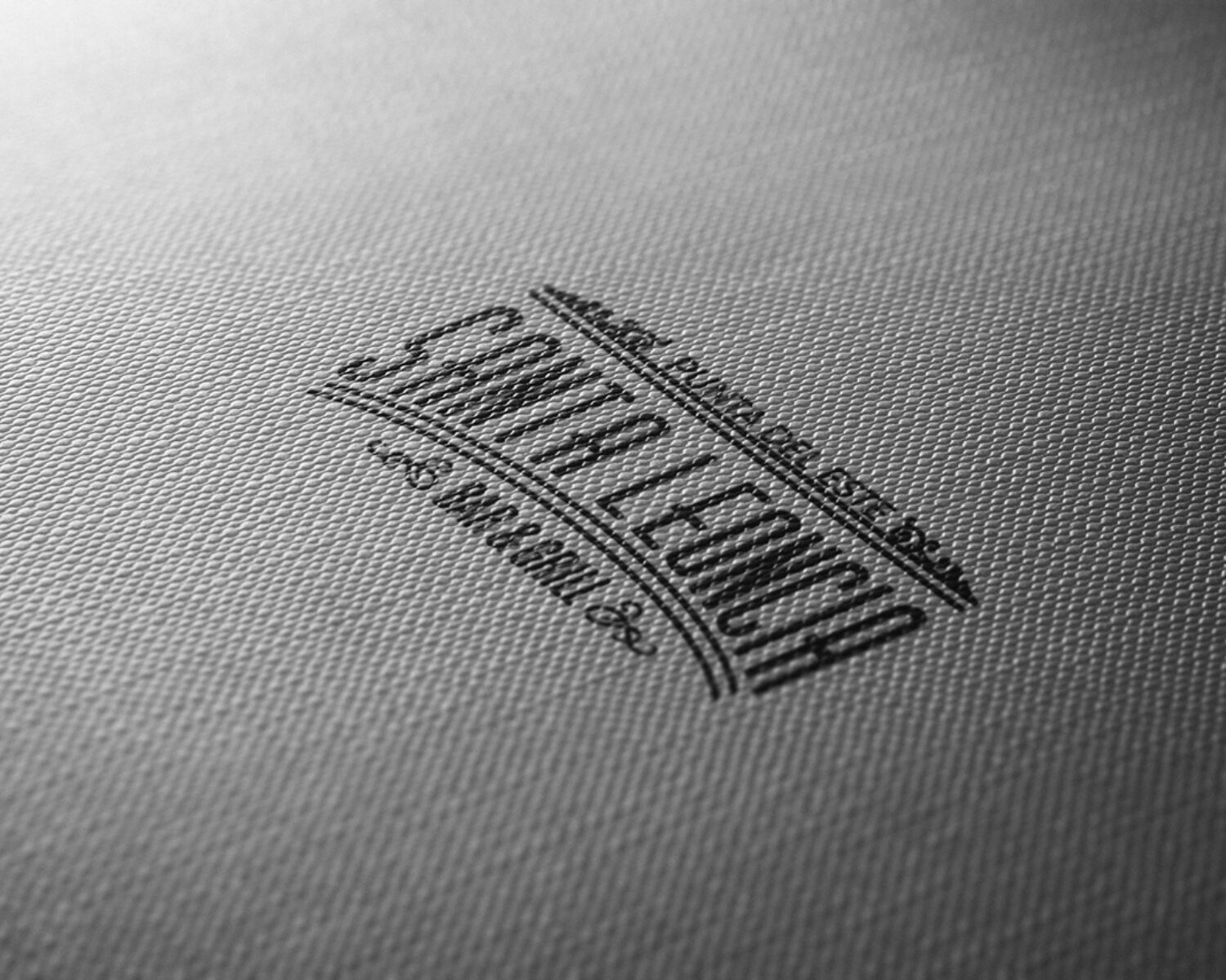 SANTA LEONCIA diseño de LOGO aplicado en tela